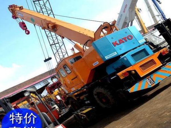 封丘县吊车租赁公司_大中小吨位吊车出租电话